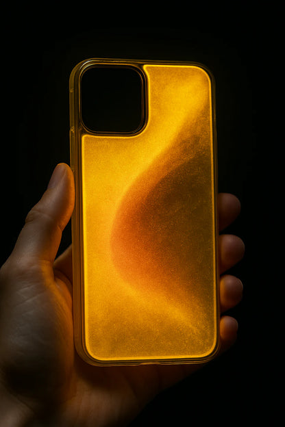 LUMÉA™ – Custodia liquida per iPhone con sabbia luminosa
